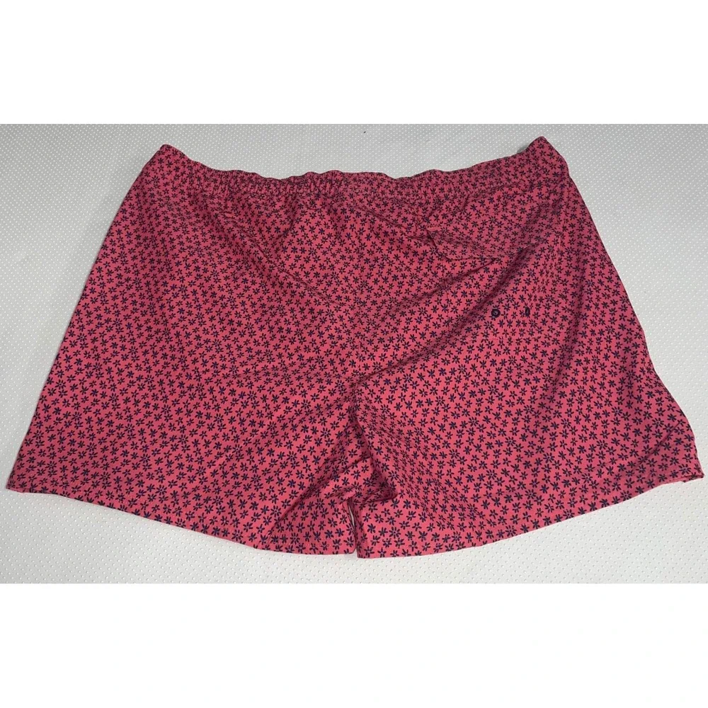 Vineyard Vines stylish swim